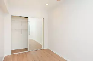 2347 W 24th Pl, Chicago, IL 60608 - Photo 16