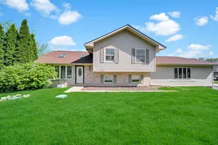 396 Ridgeland Ave, West Chicago, IL 60185 - Photo 1