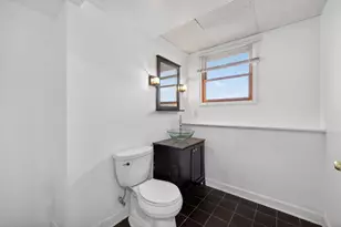 396 Ridgeland Ave, West Chicago, IL 60185 - Photo 12