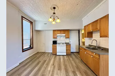 2347 W 24th Place #2R, Chicago, IL 60608 - Photo 2