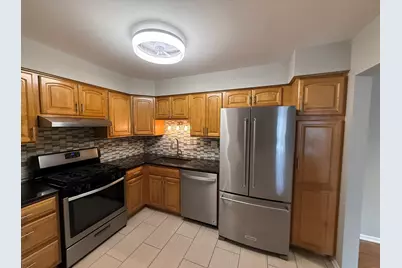 420 74th Street #204, Downers Grove, IL 60516 - Photo 6