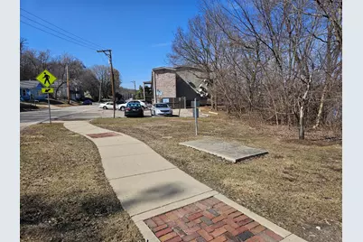 1 S Lincoln Avenue, Carpentersville, IL 60110 - Photo 8