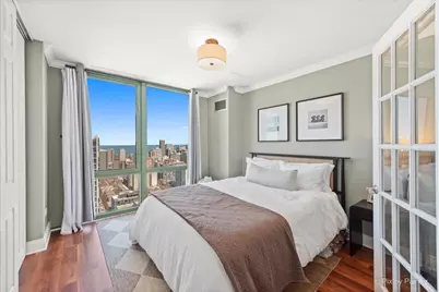 111 W Maple Street #3401, Chicago, IL 60610 - Photo 14