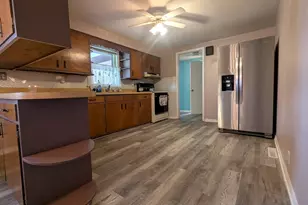 209 Hickory Ln, Momence, IL 60954 - Photo 26