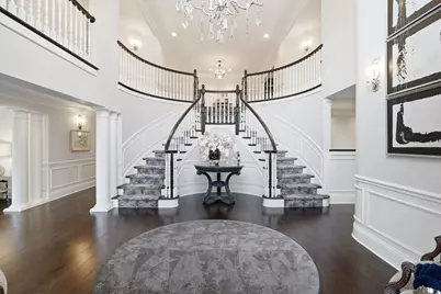 1877 Banbury Road, Inverness, IL 60067 - Photo 4