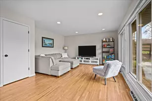 230 W Center Ave, Lake Bluff, IL 60044 - Photo 14