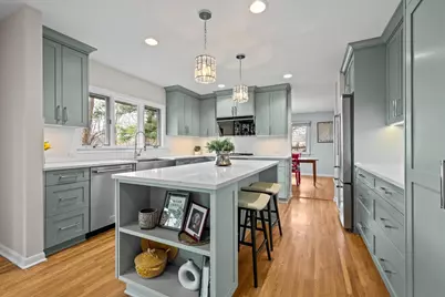 230 W Center Avenue, Lake Bluff, IL 60044 - Photo 12