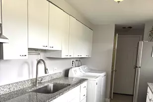 133 Golfview Ln, Carpentersville, IL 60110 - Photo 4