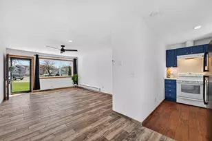 1140 Ohio Ct, Aurora, IL 60505 - Photo 8