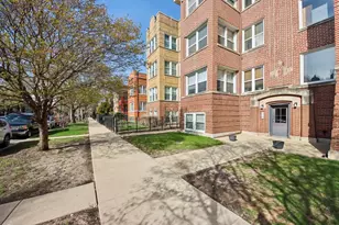 4907 N Lawndale Ave, Chicago, IL 60625 - Photo 4