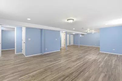 8144 Kildare Avenue, Skokie, IL 60076 - Photo 16