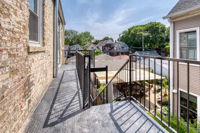 1921 W Summerdale Avenue #2F, Chicago, IL 60640 - Photo 16