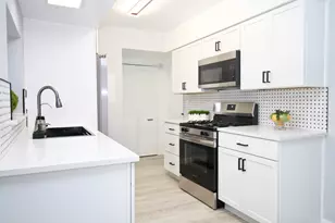 151 Peter Ct, Bartlett, IL 60103 - Photo 10