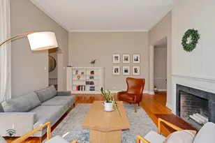 10025 S Hamilton Ave, Chicago, IL 60643 - Photo 10