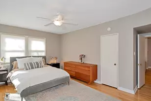 10025 S Hamilton Ave, Chicago, IL 60643 - Photo 26