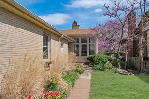 10025 S Hamilton Ave, Chicago, IL 60643 - Photo 4