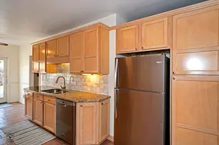 10025 S Hamilton Ave, Chicago, IL 60643 - Photo 20