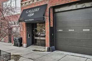 3323 N Paulina St, Chicago, IL 60657 - Photo 1