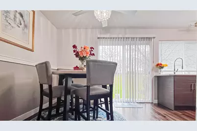 2137 Greystone Place, Hoffman Estates, IL 60169 - Photo 4