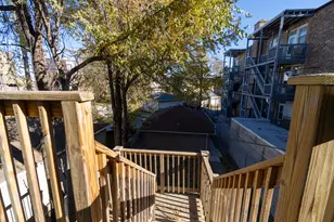 6961 S Eberhart Ave, Chicago, IL 60637 - Photo 20