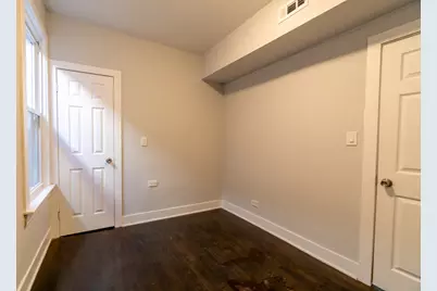 6961 S Eberhart Avenue, Chicago, IL 60637 - Photo 10