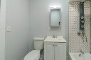 6961 S Eberhart Ave, Chicago, IL 60637 - Photo 12