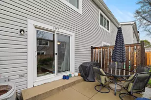 1955 N Heritage Dr, Palatine, IL 60074 - Photo 6