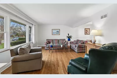 1307 Thomas Street, Homewood, IL 60430 - Photo 2