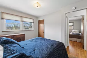 1307 Thomas St, Homewood, IL 60430 - Photo 16