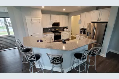 1919 Truman Street, Sycamore, IL 60178 - Photo 12