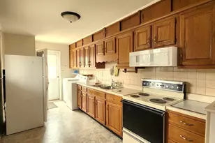 591 Audrey Ln, Wheeling, IL 60090 - Photo 4