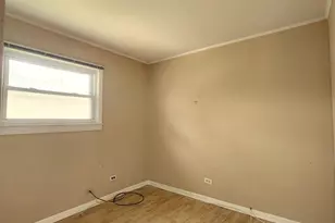 591 Audrey Ln, Wheeling, IL 60090 - Photo 8