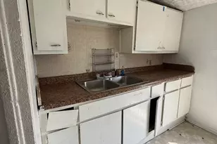 1235 Clover Ave, Rockford, IL 61102 - Photo 6