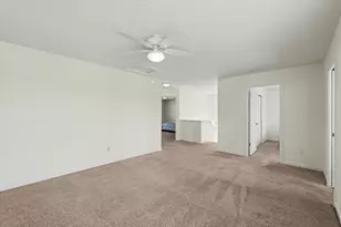 404 Krebs Dr, Champaign, IL 61822 - Photo 24