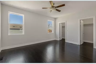 4406 W Wilson Avenue, Chicago, IL 60630 - Photo 22