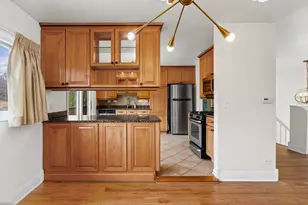 6543 Stough St, Willowbrook, IL 60527 - Photo 6