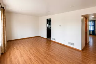107 155th St, Calumet City, IL 60409 - Photo 2
