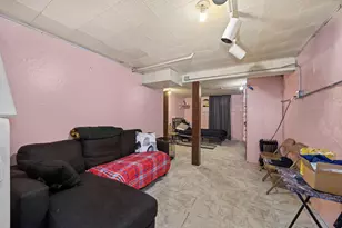 427 Grand Ave, Aurora, IL 60506 - Photo 20