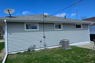 1124 13th Ave, Fulton, IL 61252 - Photo 4