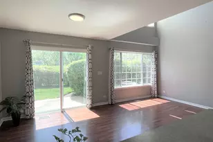 868 Brompton Ct, Carol Stream, IL 60188 - Photo 8