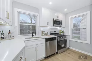 440 Engle St, Dolton, IL 60419 - Photo 6