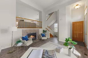 1101 Ironwood Ln, Lisle, IL 60532 - Photo 4