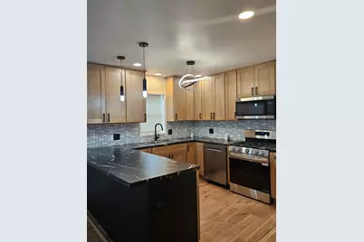 [Address not provided], Chicago, IL 60628 - Photo 6