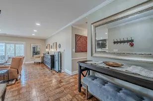 4 Oak Brook Club Dr, Oak Brook, IL 60523 - Photo 12