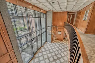 4 Oak Brook Club Dr, Oak Brook, IL 60523 - Photo 8