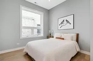 867 N Marshfield Ave, Chicago, IL 60622 - Photo 16