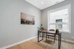 867 N Marshfield Ave, Chicago, IL 60622 - Photo 14