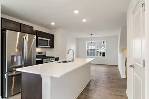 2221 Sassafras Wy, Wonder Lake, IL 60097 - Photo 4