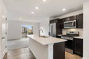 2221 Sassafras Wy, Wonder Lake, IL 60097 - Photo 6