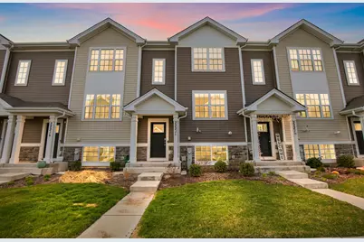 2221 Sassafras Way #C, Wonder Lake, IL 60097 - Photo 2